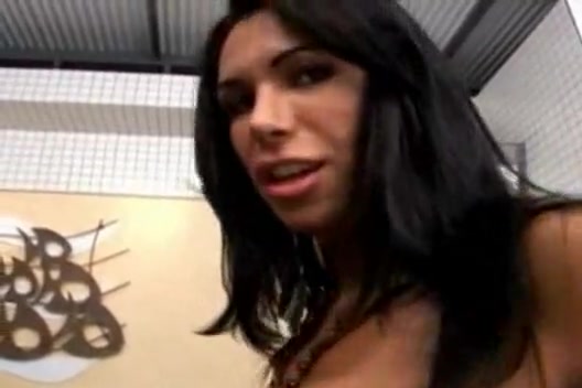 Hot threesome with a latina Tgirl