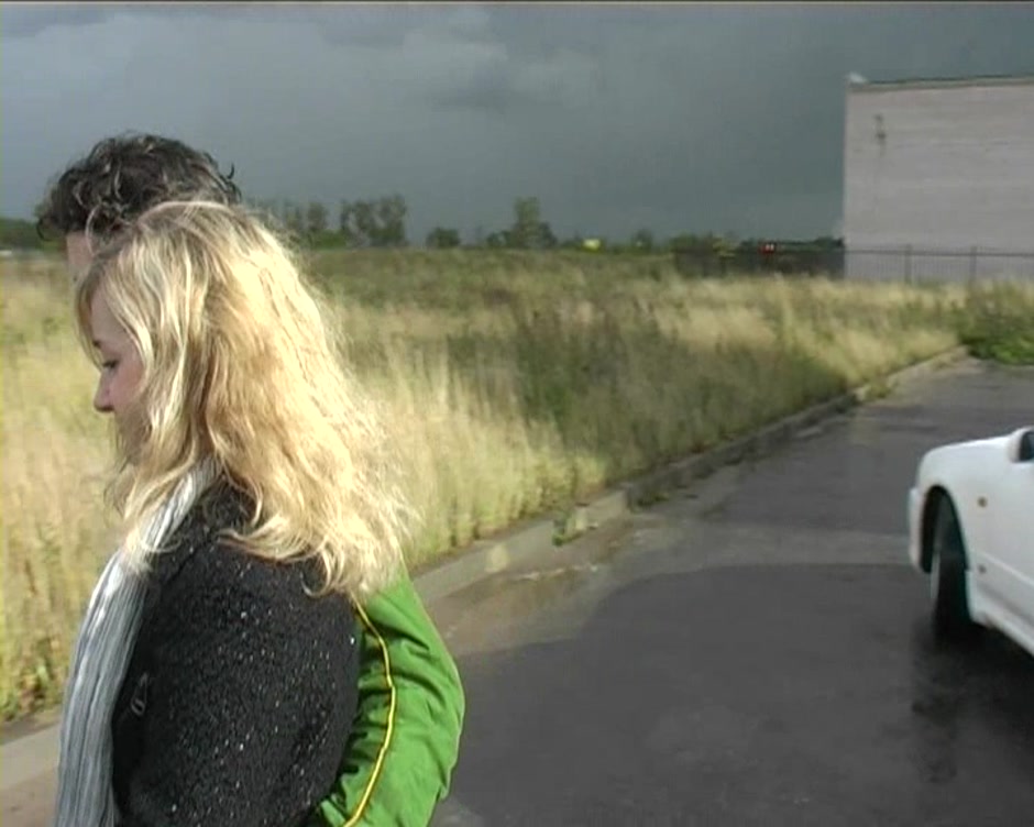 Xandy in outdoor sex video showing a hot bimbo having sex