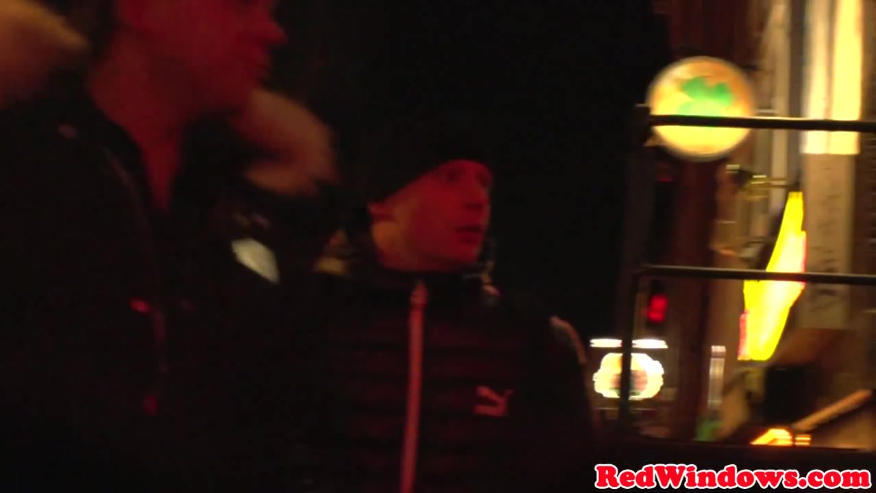 Facialized dutch hooker entertaining tourist