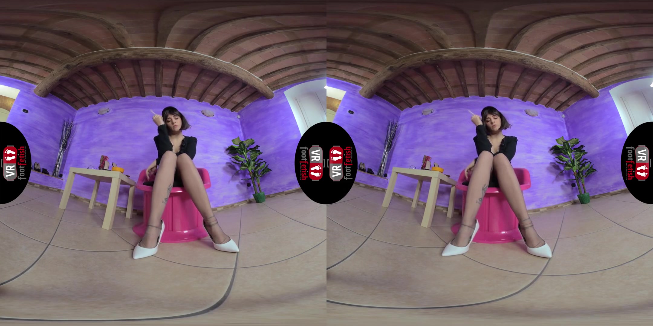 Gorgeous Aradia Takes Off Her Stockings And Oils Up Her Fabulous Feet - Leg and Foot Fetish VR