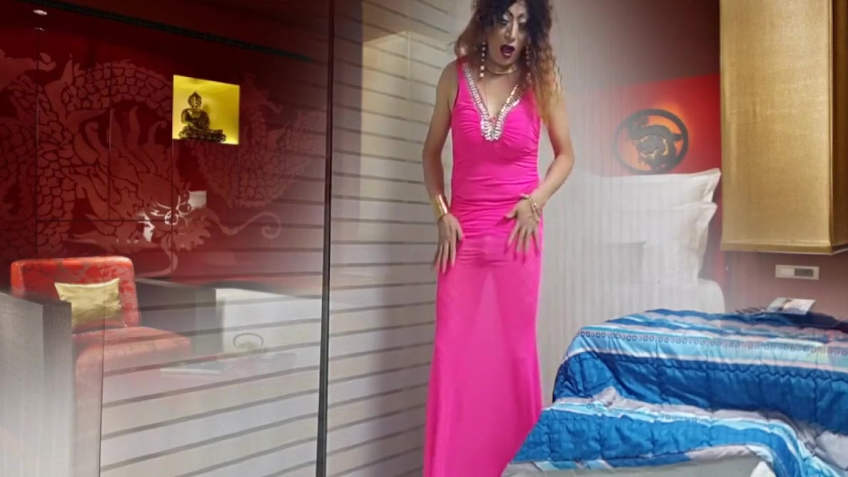 sissy girl niclo new sexy makeup after masturbation in she '