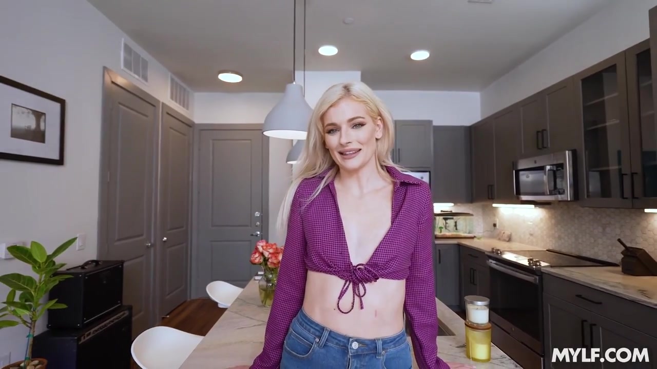 She Loves Her Face Fucked - MYLF