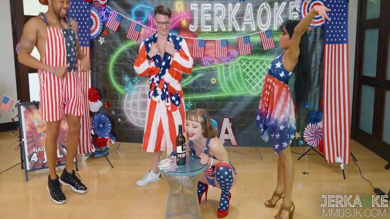 John Legendary, Kate Bloom And Celtic Iron In Naughty 4th Of July