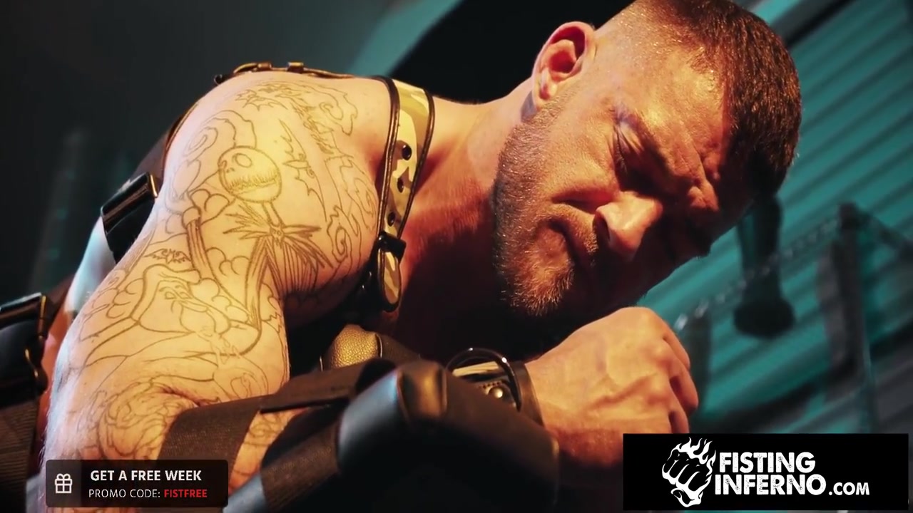 Muscly Sub Railed By Hairy Dom