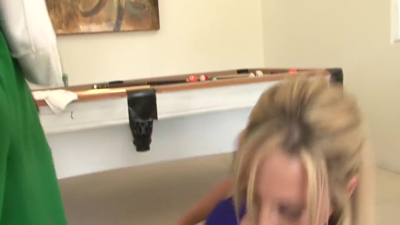 Interracial Sex With A Milf With Light Hair - Sindy Lange