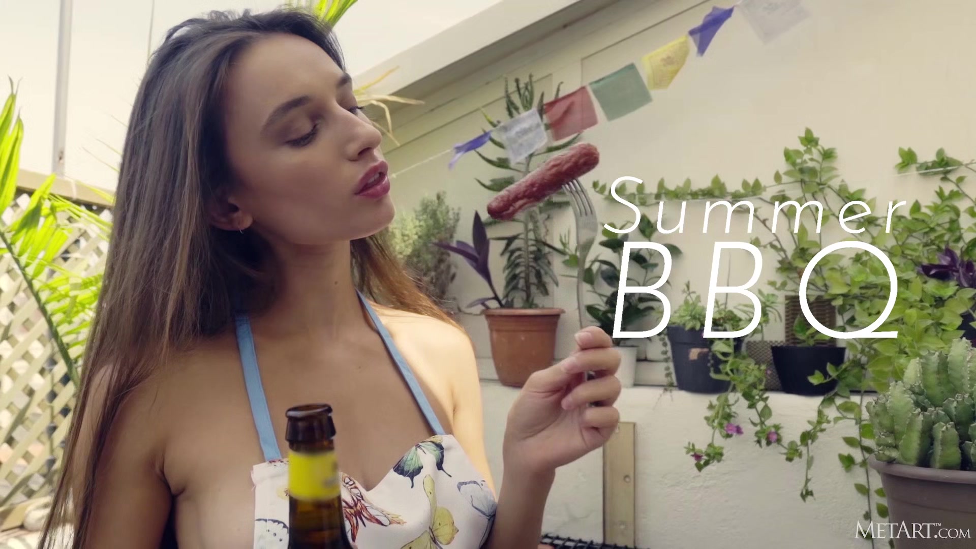 Summer BBQ - Gloria Sol - Met-Art