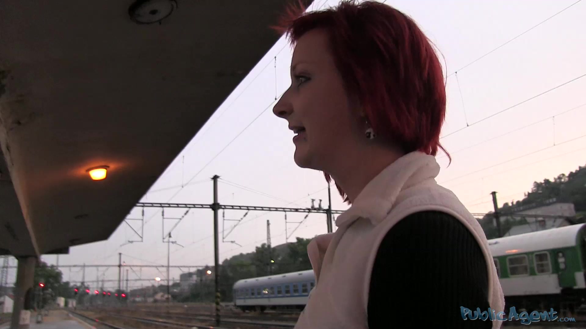 Amateur redhead with cute piercing picked up and mouthfucked