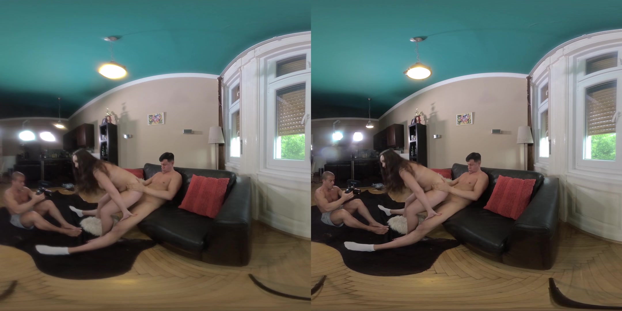 Jessie Clark teen 18+ Turns into Tiger - PornoDanVR