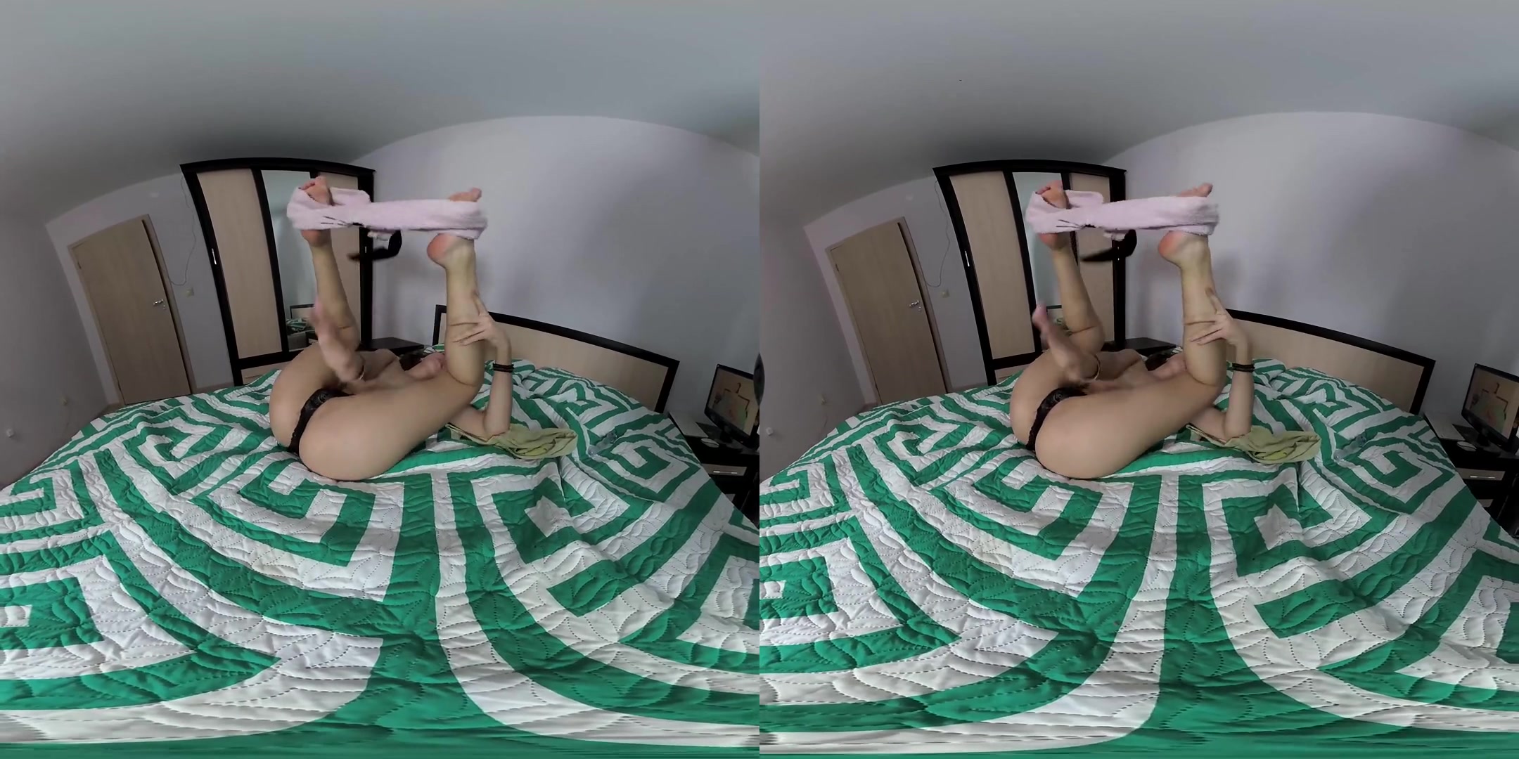 Arina in Arina in the Bedroom - VRmodels