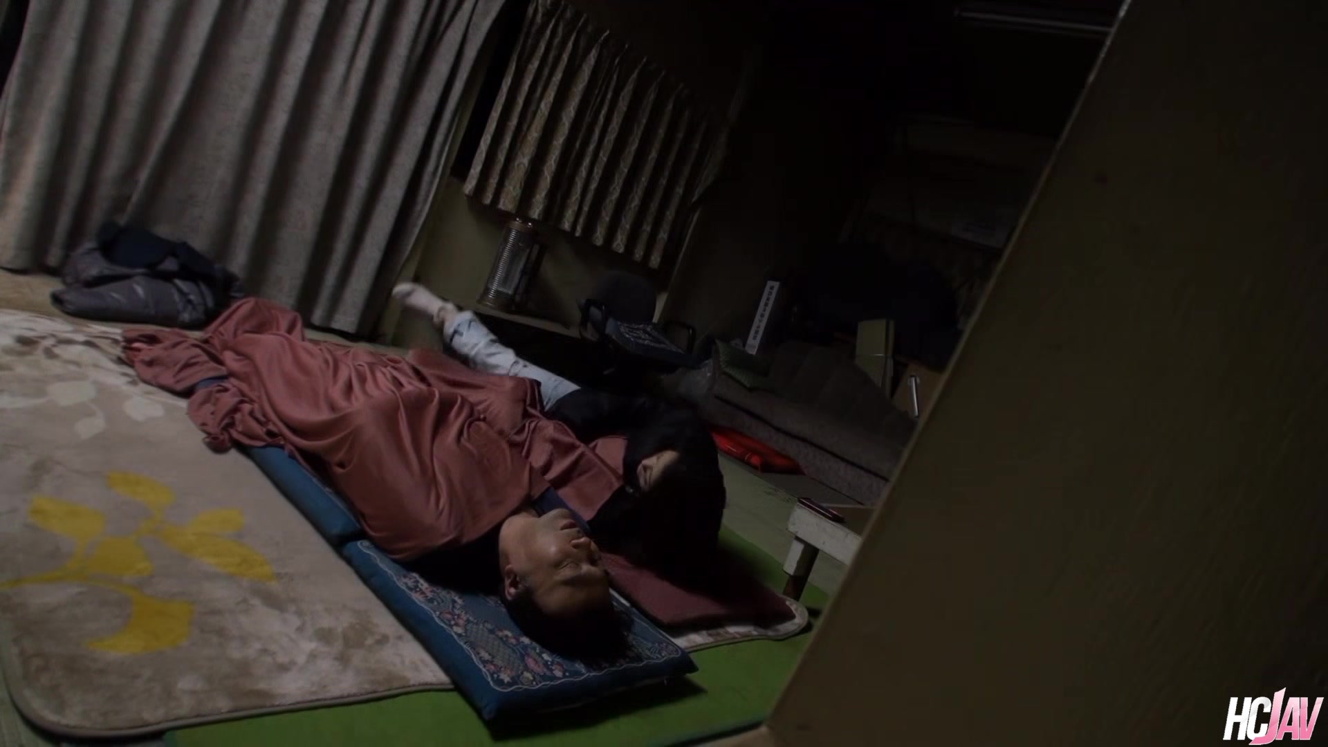 Naughty Japanese Maki Houjyou Secretly Wants Dick