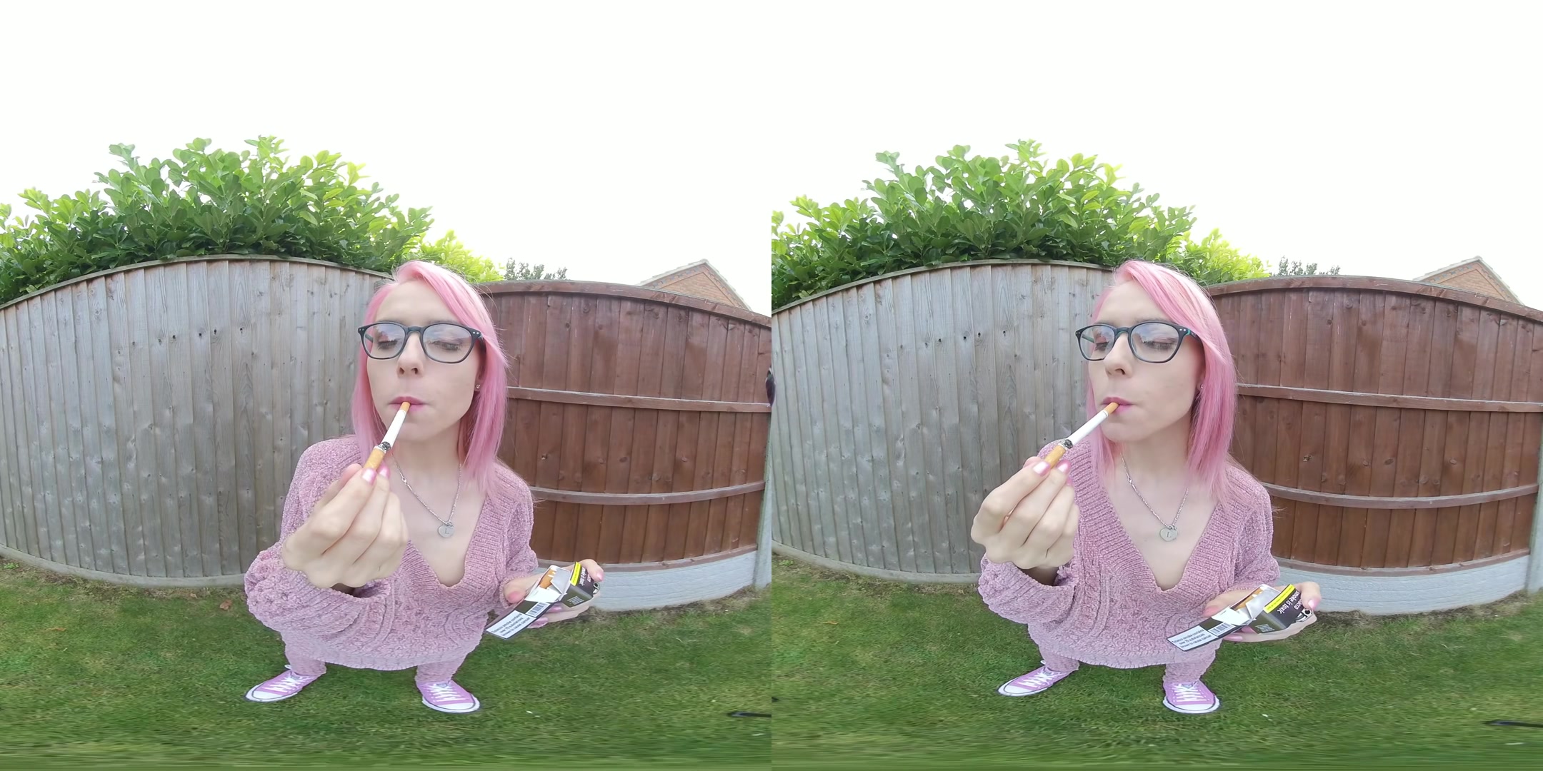 Chloe Toy - Smoking In The Garden - VRSmokers