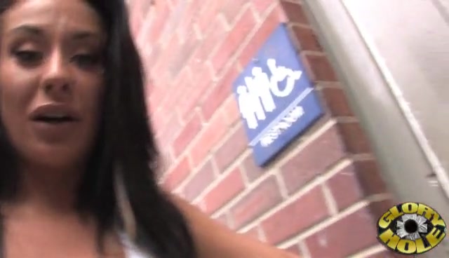 Isis Monroe - DogFartNetwork