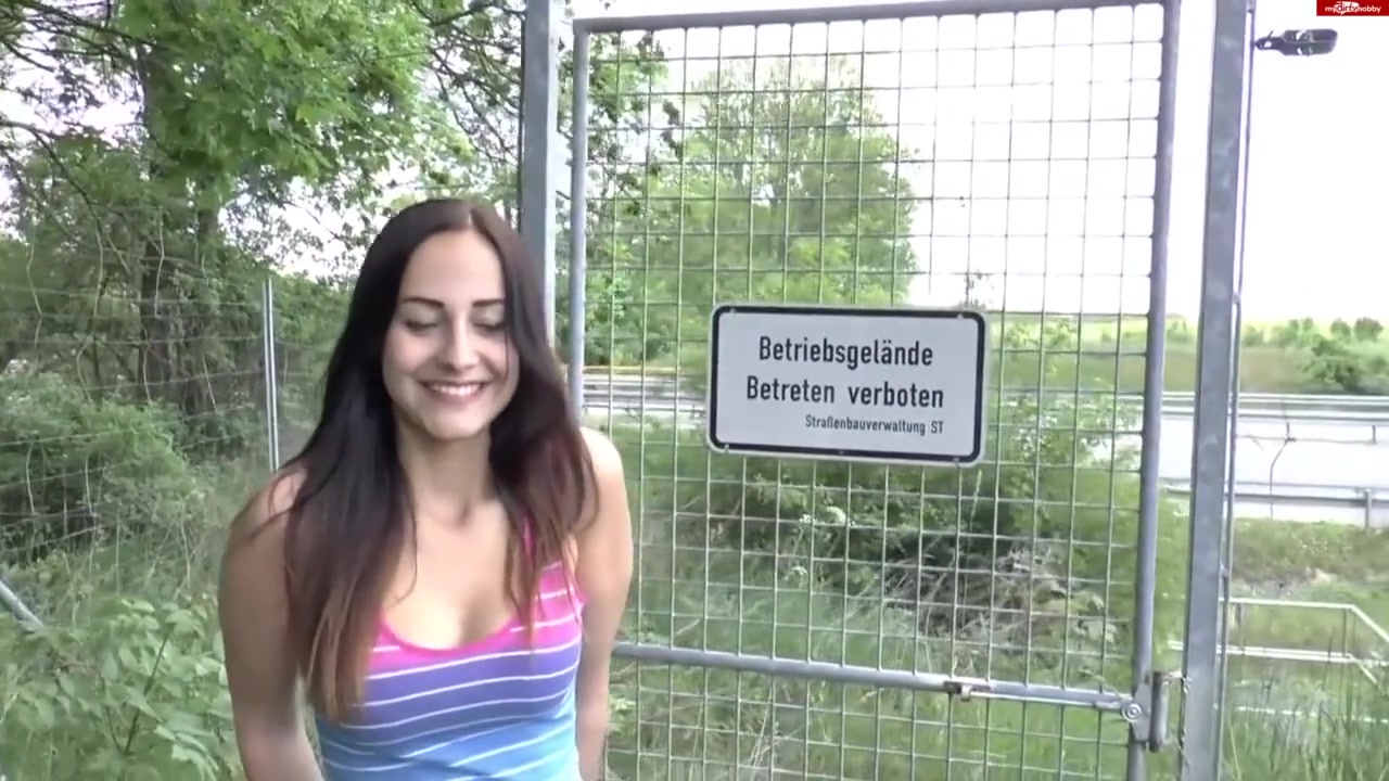 Sexy Brunette Fuck On The Streets