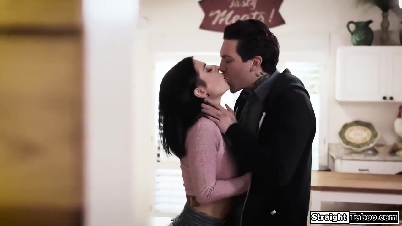 Joanna Angel And Big T In Guy Anal Fucks Tattooed Milf Classmate