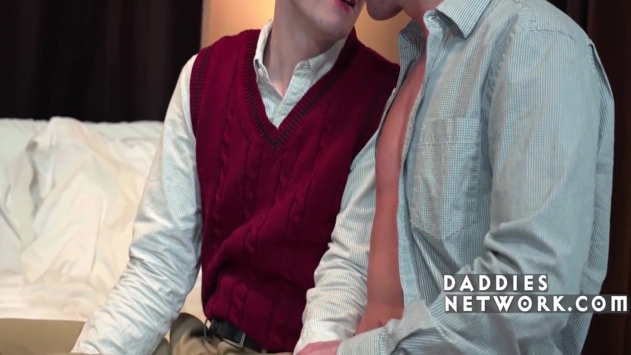 Twink Lets Me Take Control Of His Holy Hole - Tyga Knottz And Lane Colton