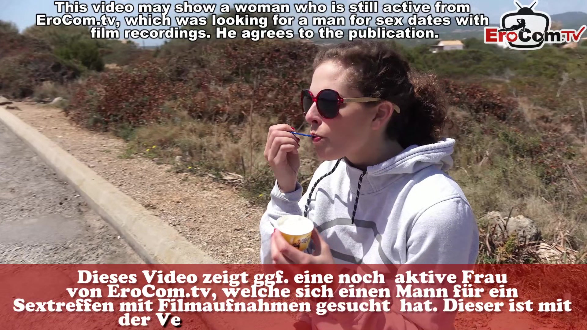 German skinny amateur teen 18+ public blowjob at mallorca beach
