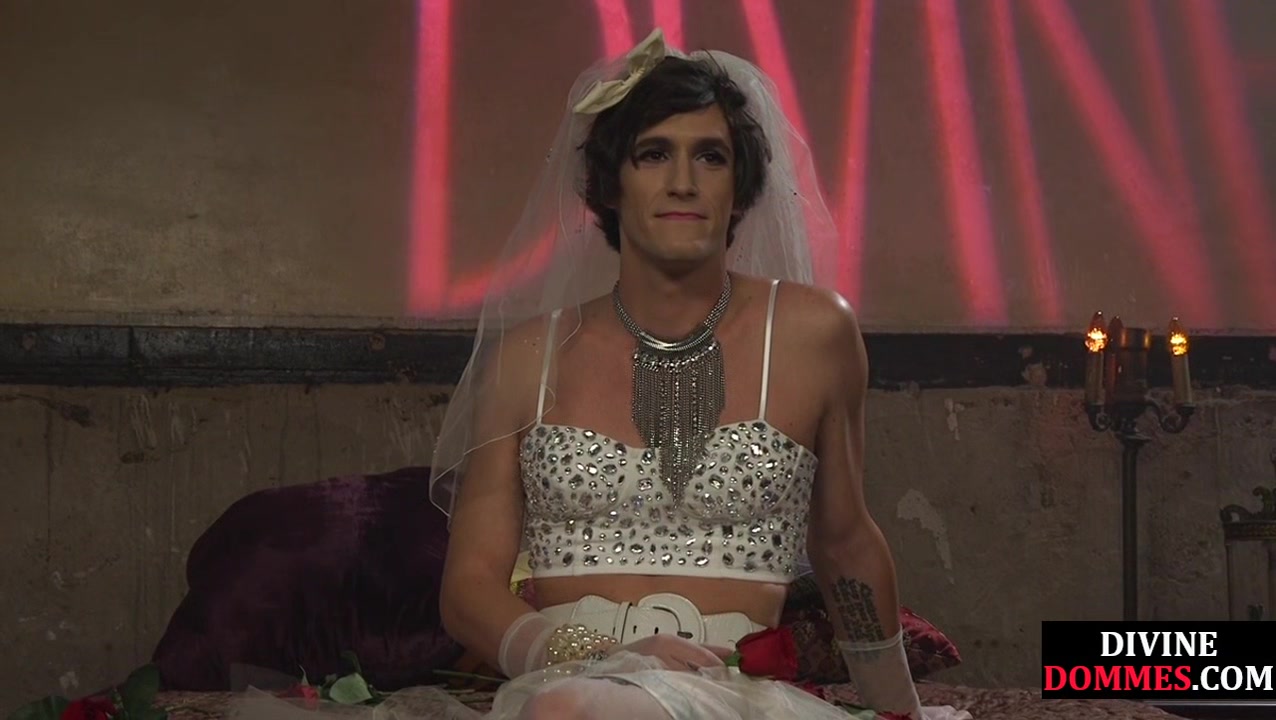 BDSM domina pegs bride crossdresser in voyeur session