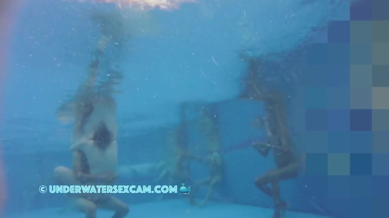 Hard Sex In The Bubbles