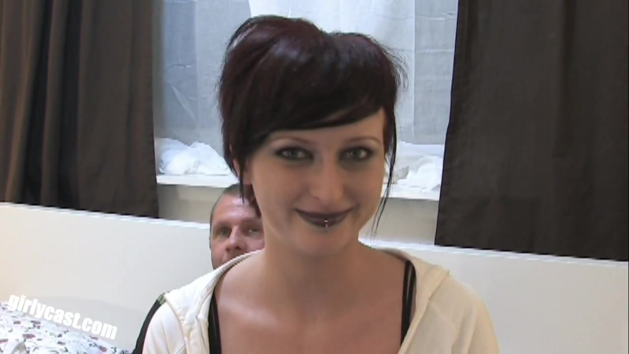 Emo Maya Casting With Uwe