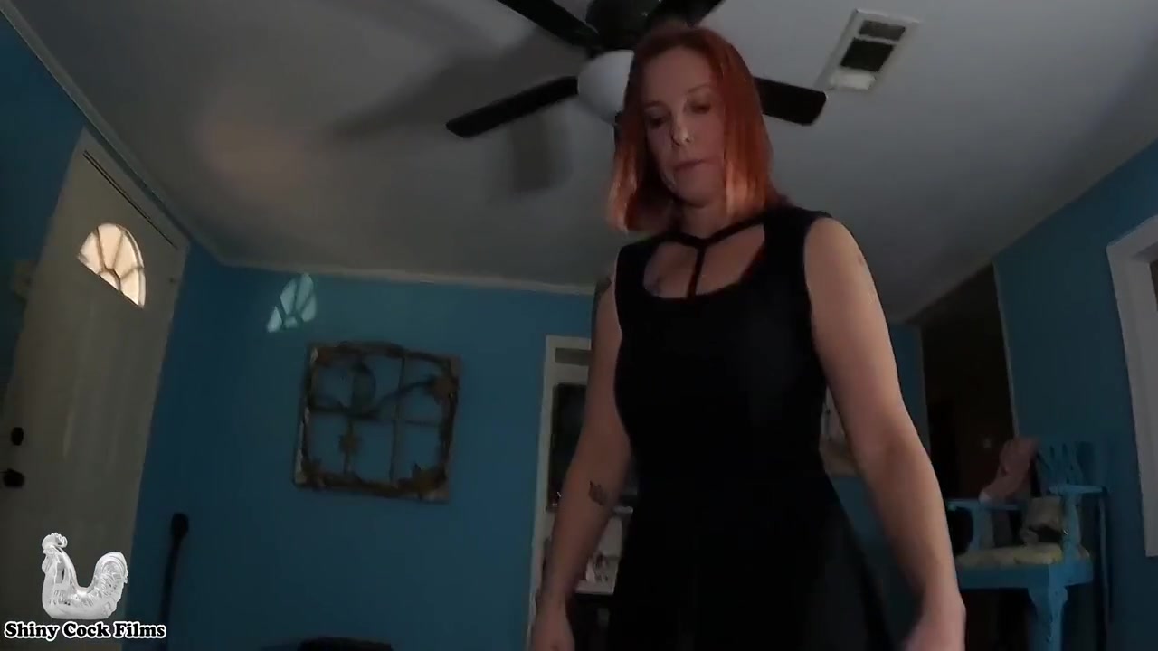 Stepmom Loses A Bet - Jane Cane