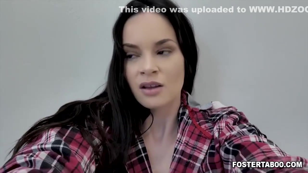 Sheena Ryder And Johnny Castle In teen 18+ Impregrates By New Foster Step dad In A 3some