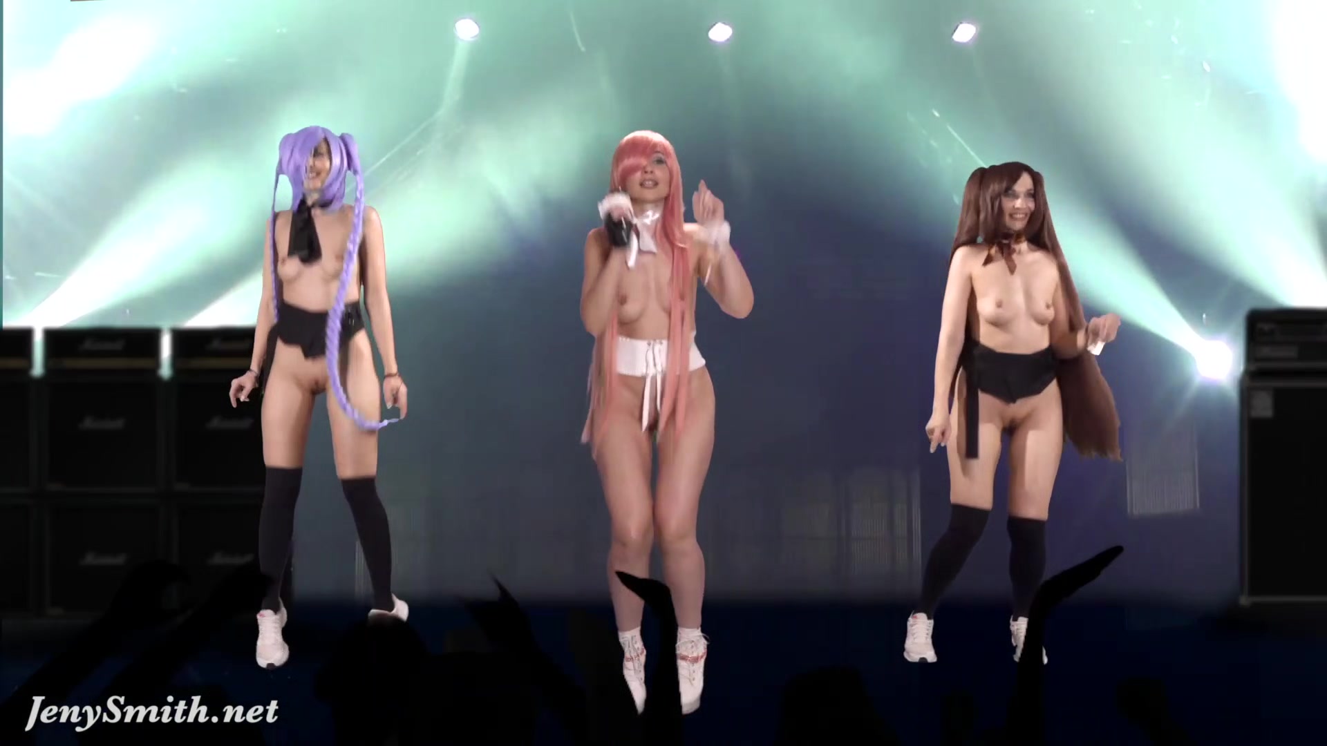 Naked Singer on stage. Virtual Reality