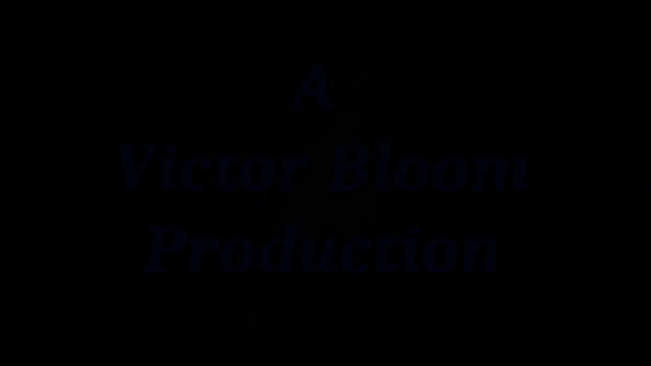 Victor Bloom - Debut Spanish Babe Lara Cross Blowjob With