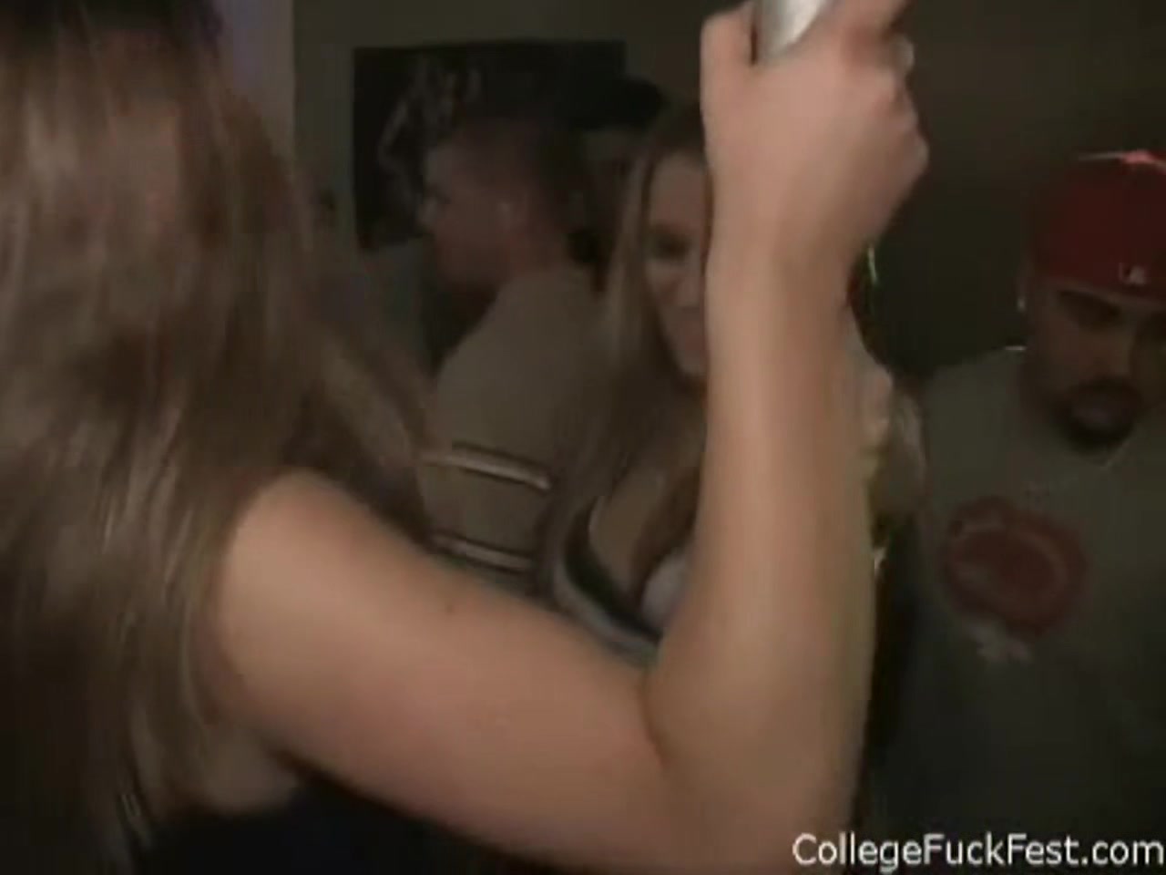 Horny coed teen 18+ blonde gets her pussy fucked
