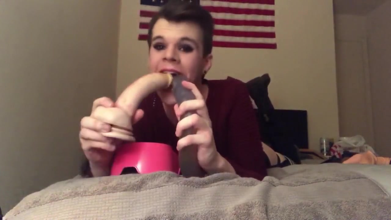 Slutty faggot punishes herself for Step daddy