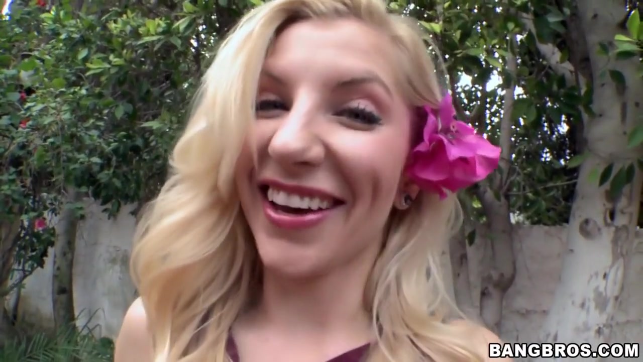 Ashley Fires has an incredibly all natural body