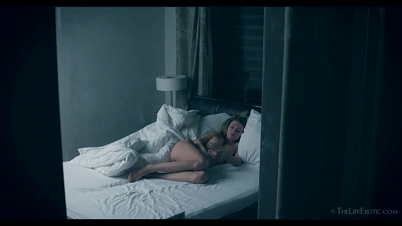Watching Me - Kalisy - TheLifeErotic