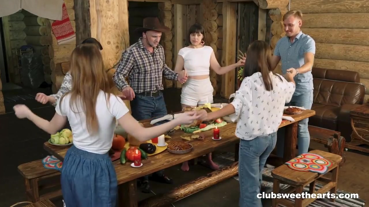 Thanksgiving Dinner Turns Into Fucking Fiesta By - Skye Young, Nicole Murkovski And Leo Dee