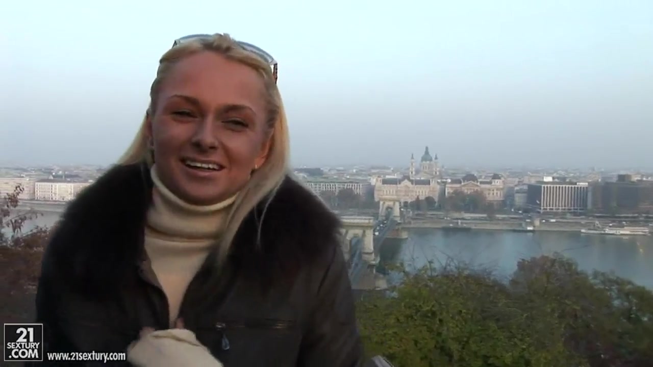 Marvelous Ivana Sugar taking a walk over the town and chatting