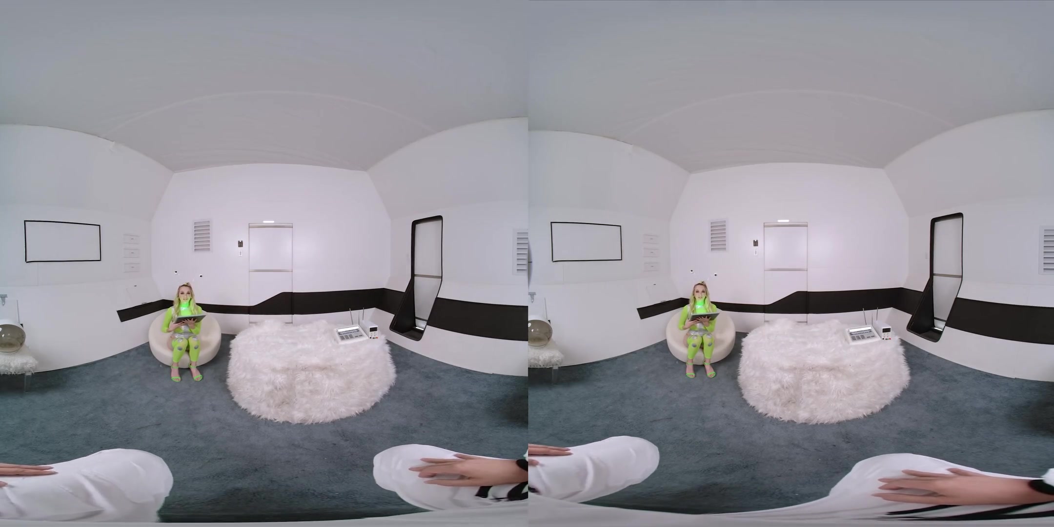 Out of this World Pussy - Blonde Cosplay Hardcore POV