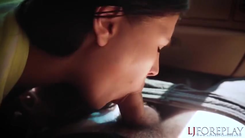 Swallowing Cum In The Car