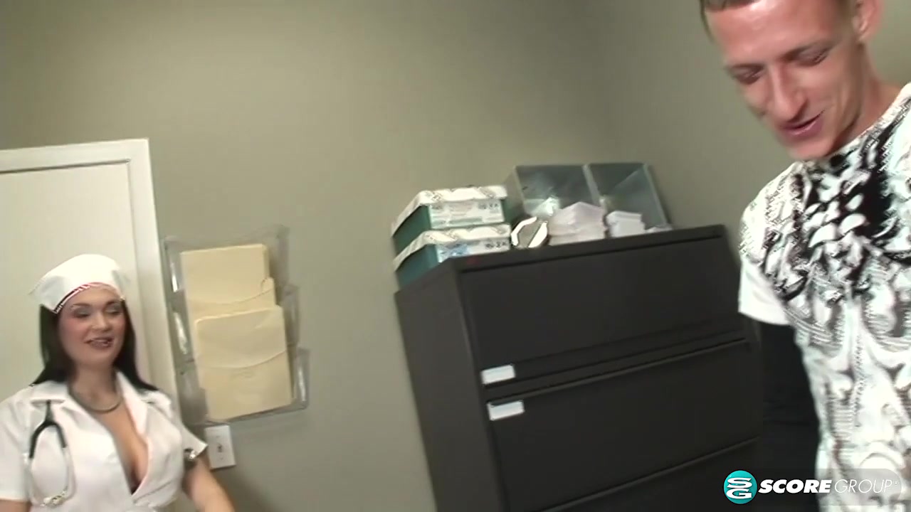 Sperm Bank Nurse Collects Jizz With Her Tits