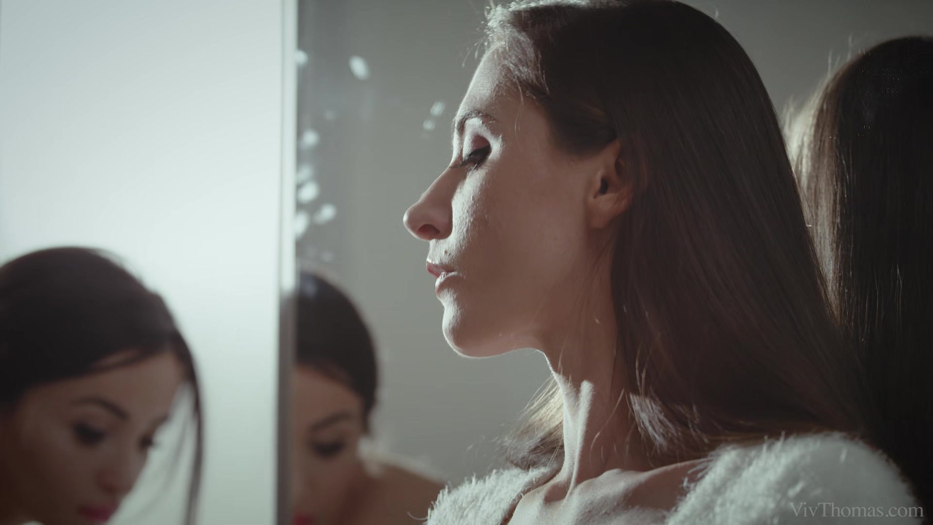 Back Home Reloaded 3 - Control - Alyssia Kent & Aruna Aghora - VivThomas