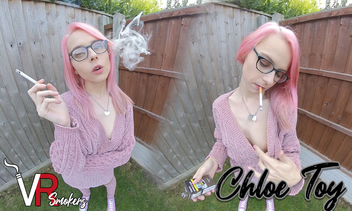 Chloe Toy - Smoking In The Garden - VRSmokers