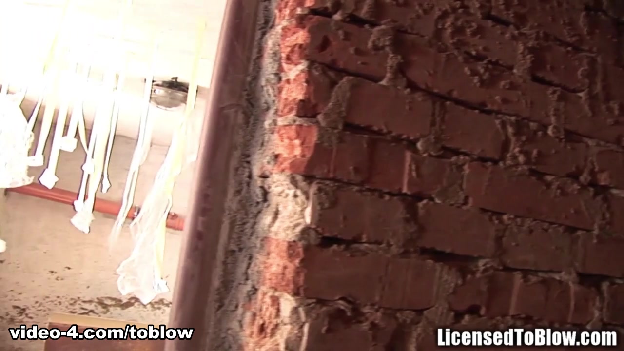 Valerie Hilton - LicensedToBlow