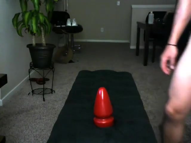 Hunk And His Dildo Plays