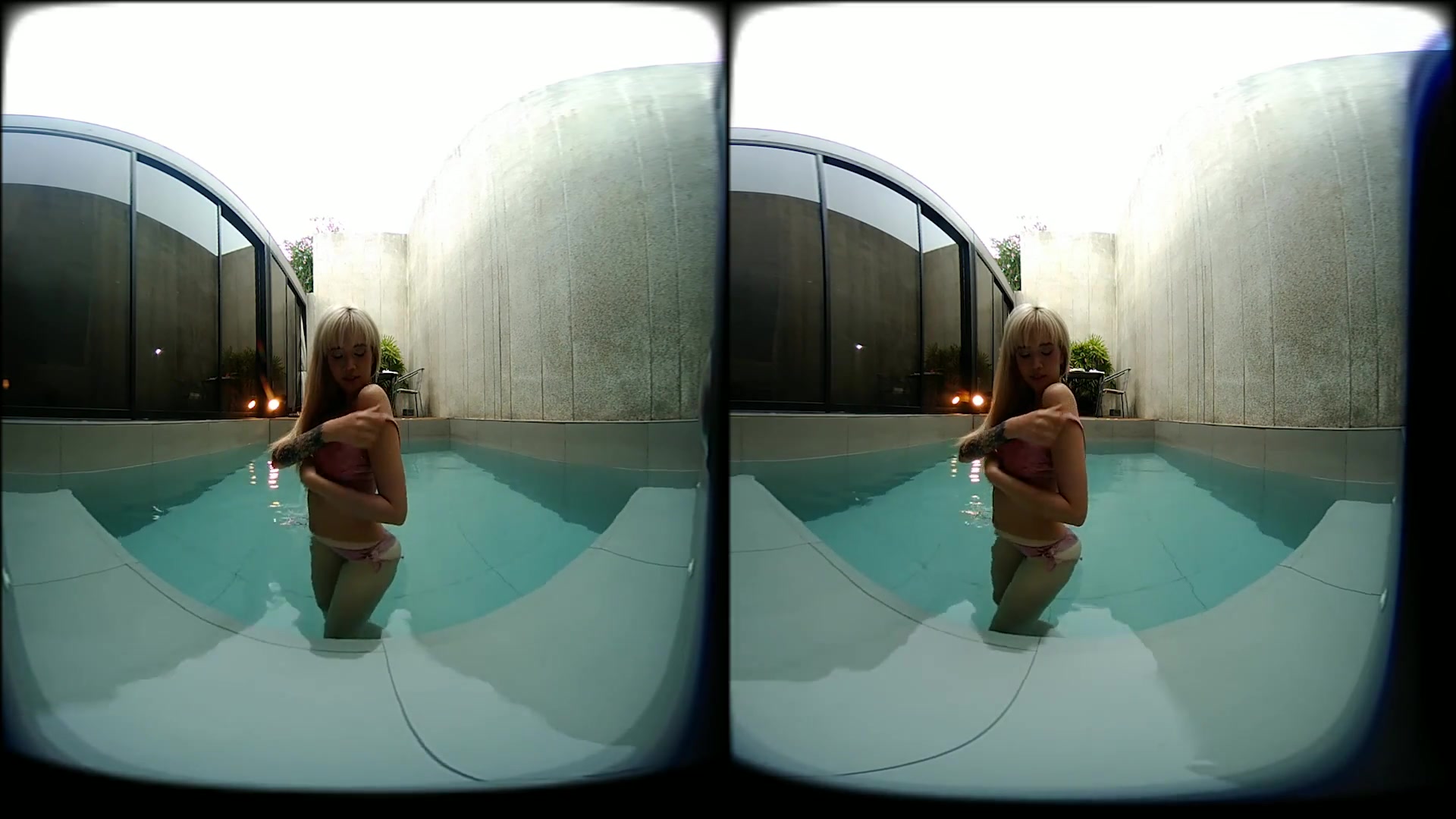 Tattooed Blond Asian Girl Hot Water Play - VRpussyVision