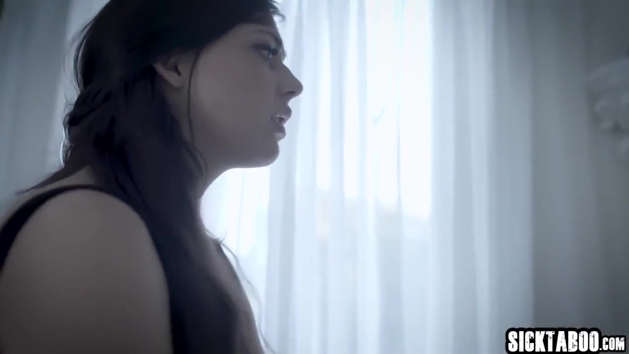 Curved Milf Swallowed Black Dick Before Hardcore Sex