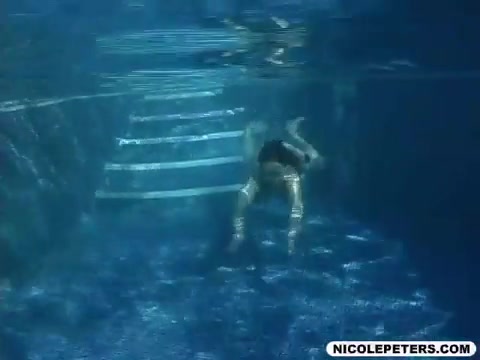 Underwater Tit Mania - BigBoobBundle