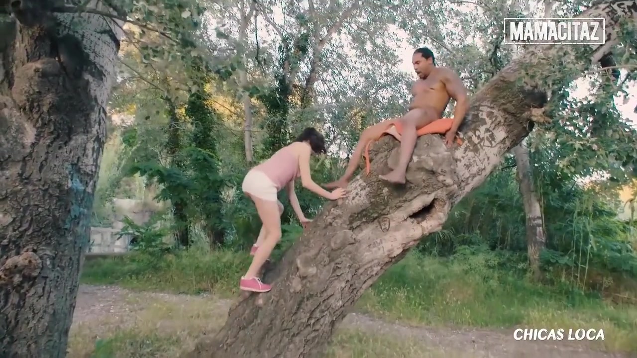 Big Tits Fucks On A Tree With Bbc