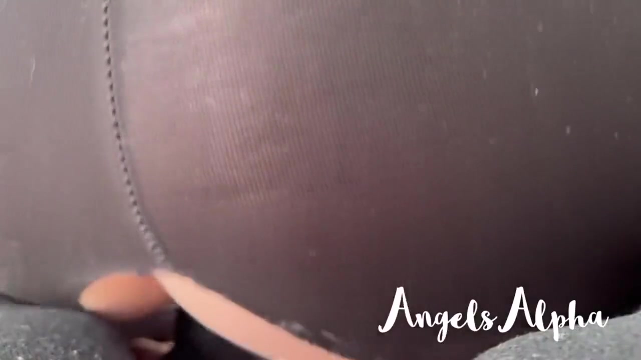 Fucks Her Ebony Dildo & Vibrator Waiting For Step daddy Darth Vader To Come Rescue Her - Princess Leia
