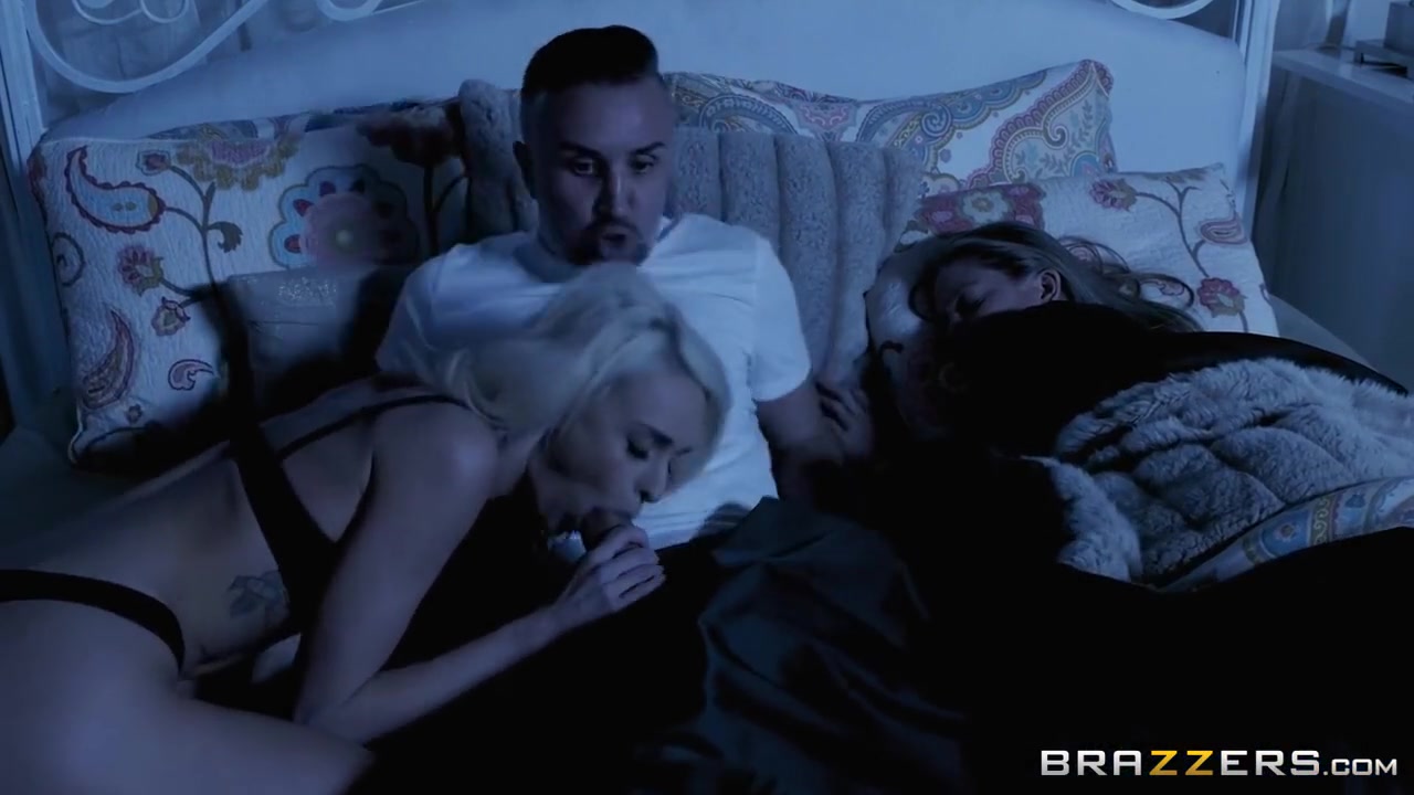 Emma Hix And Keiran Lee - Skinny teen 18+ In Black Bra Gets Nailed By Jumbo Pecker