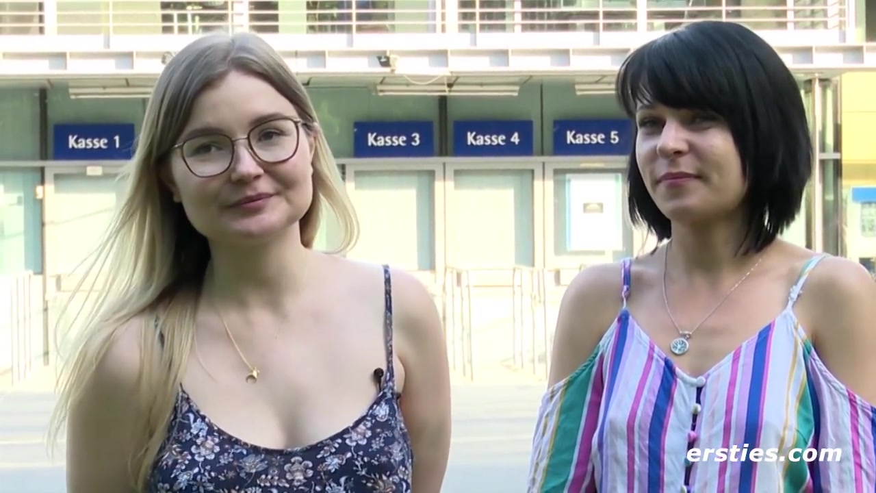 Heibes Treffen In Berlin Zwischen Emily Und Marie