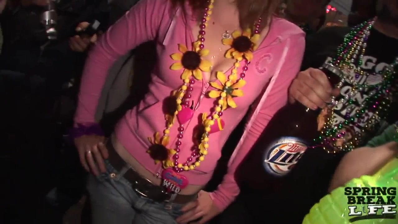 Party in New Orleans for Mardi Gras - SpringbreakLife