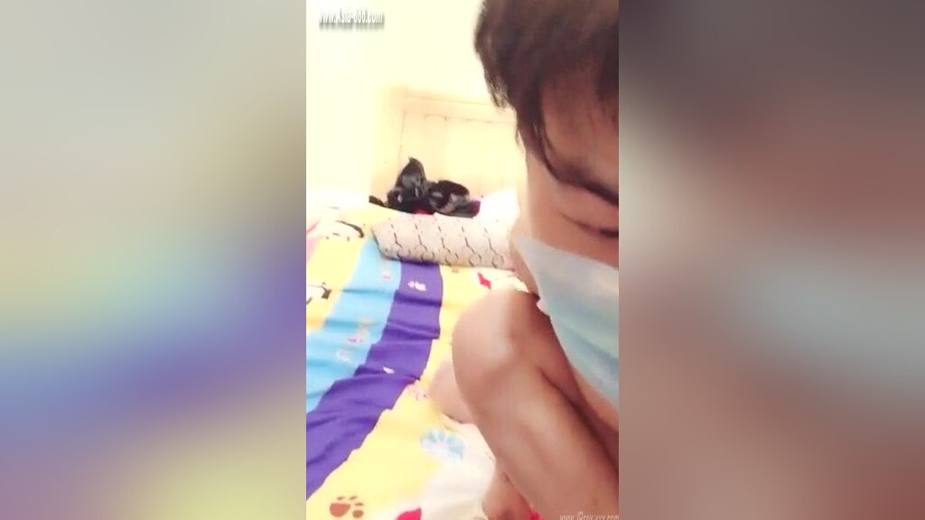 chinese teens 18+ live chat with mobile phone.103
