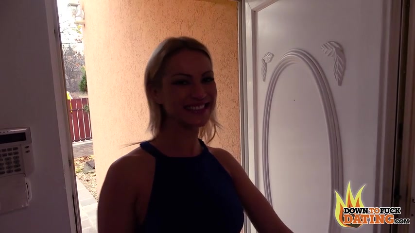 Cherry Kiss: Blonde teen 18+ Hungry For Cock